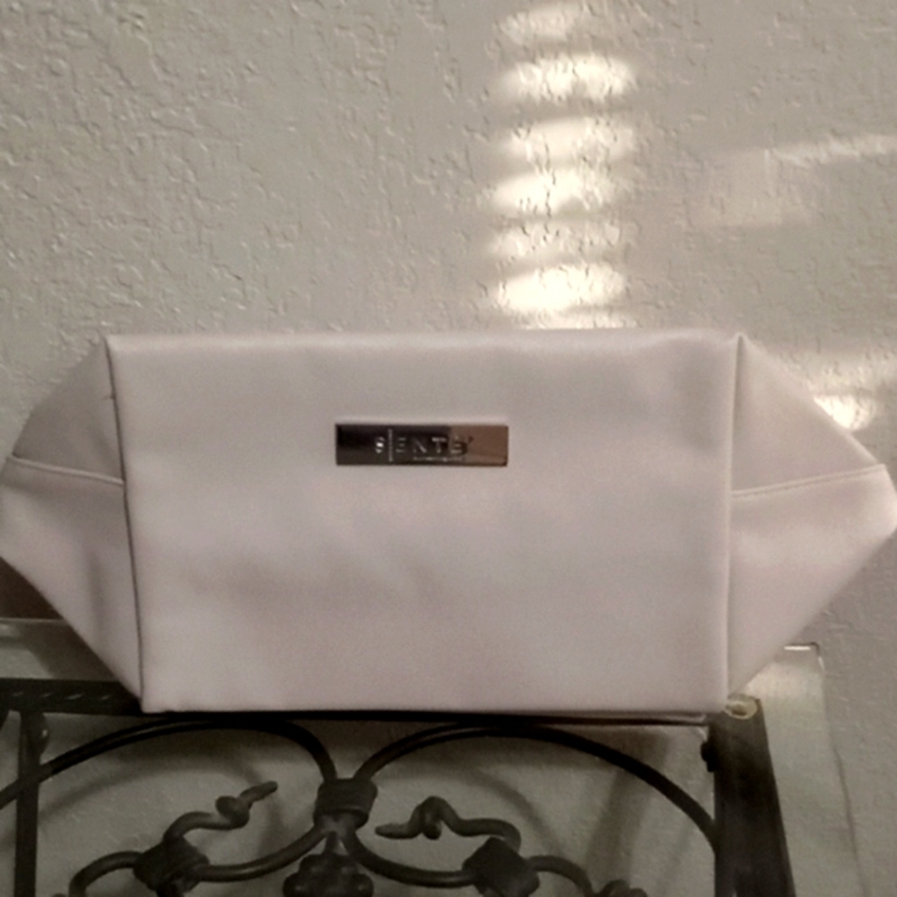 Make up bag